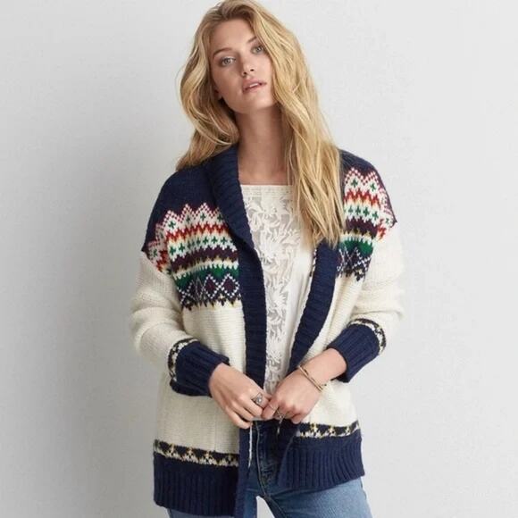 American Eagle Fair Isle Cardigan Chunky Knit Medium Cream Navy Medium - Picture 1 of 9